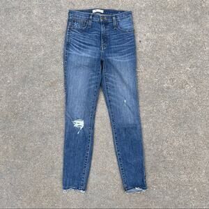Madewell 10 inch high-skinny jeans with distressed knee Size 25